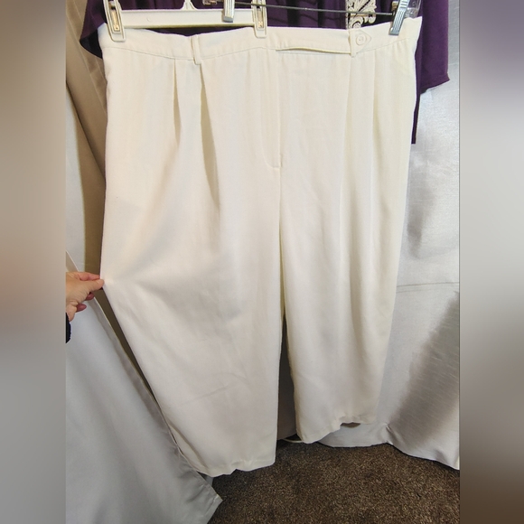 Working Class Pants - Working Classics Ankle Pants,Women Ivory,Satin Lined, ZipUp,Strght Leg,Pleats,26